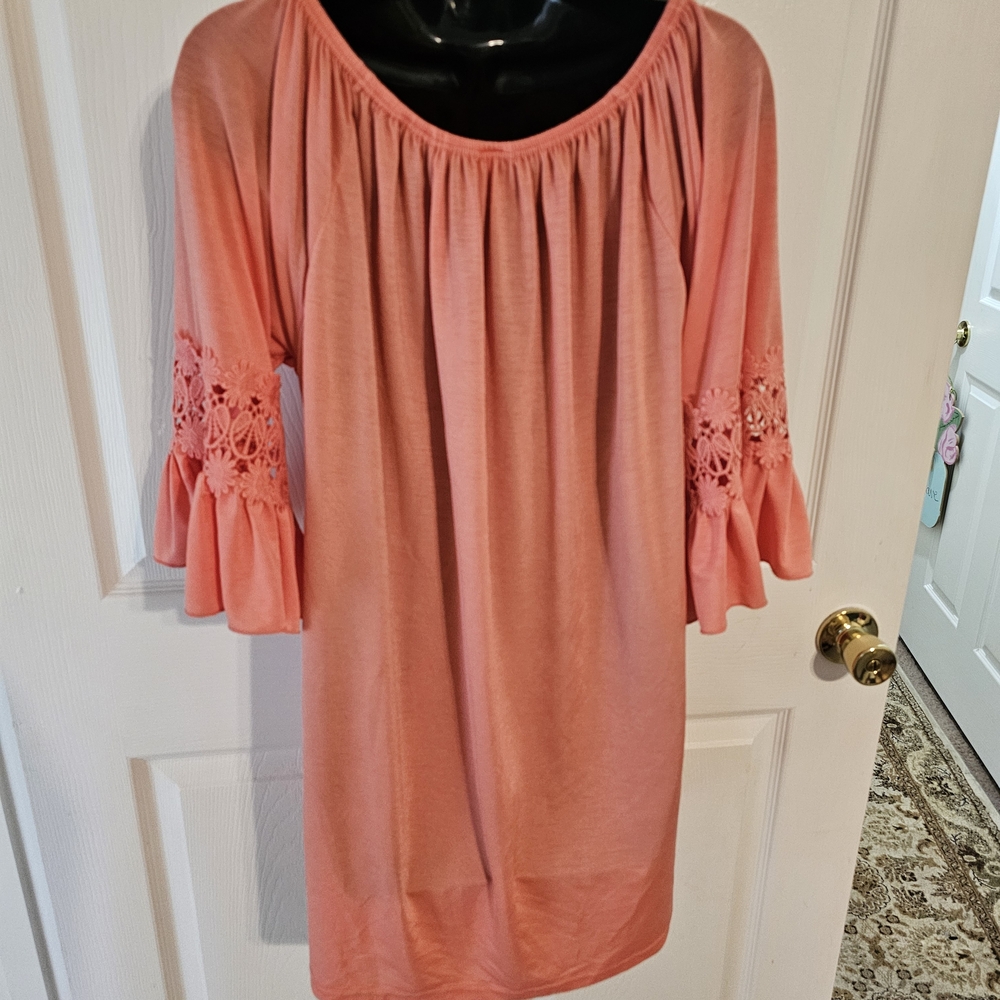 Women's Pink Tunic Size L-XL